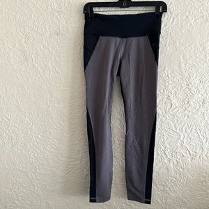 Athleta Stealth TruCool 7/8ths Tight Black Gray Perforated Leggings Small
